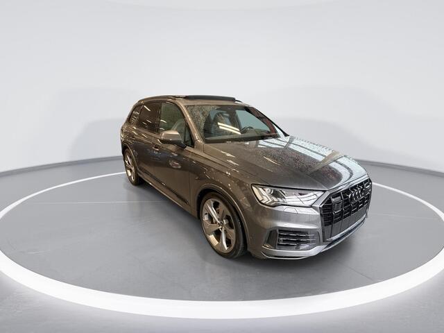 Audi Q7 55 TFSIe 380pk Tiptronic Quattro S Line · Panoramdak · Trekhaak · Leder · 360 Camera · Luchtvering · Elek. Achterklep · Massage · Stoelkoeling · 22'' Inch ·