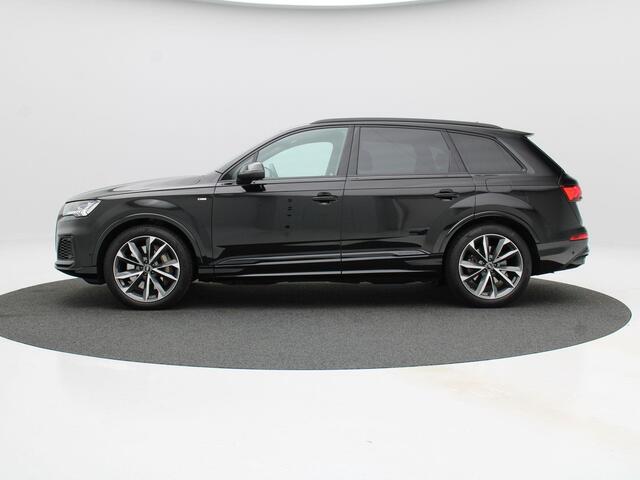 Audi Q7 55 TFSi e 381 Pk quattro S-Line | Soft Close | Camera | Stoelverwarming | Trekhaak | Geheugenfunctie | CarPlay | Full LED | 20 Inch | 21.357 Km !!