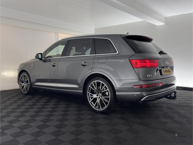 Audi Q7 3.0 TDI e-tron quattro Sport (Plug-in) *PANO | LEATHER | HEAD-UP | FULL-LED | MEMORY-PACK | BOSES-SOUND | CAMERA | DIGI-COCKPIT | HEATED-COMFORTSEATS | NAVI-FULLMAP | AIR-SUSPENSION | PRIVACY-GLASS | SHIFT-PADDLES | TOWBAR | 22''A