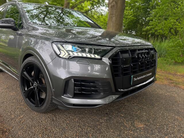 Audi Q7 55 TFSI e quattro|SLine|Panorama|NightVis|22"|Trekhaak|Dealer
