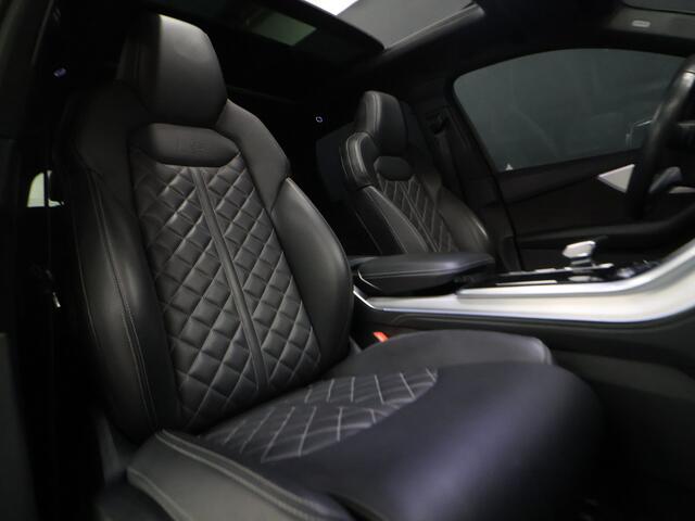 Audi Q7 60 TFSI e quattro Competition [SCHUIFKANTELDAK, RS ZETELS, APPLE CARPLAY, TREKHAAK, MEMORY SEATS, STOELVERWARMING V+A, DIGITAL DASH, HEAD-UP, BOSE, STOELVENTILATIE, MASSAGE, HD MATRIX LED, 360 CAMERA, ELEKTRISCHE ACHTERKL