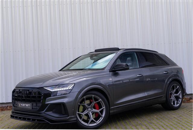 Audi Q8 60 TFSI e Competition 462PK ACC pano B&O Massage Matrix Softcl. Lucht. 360 Head up Memory Trekhaak