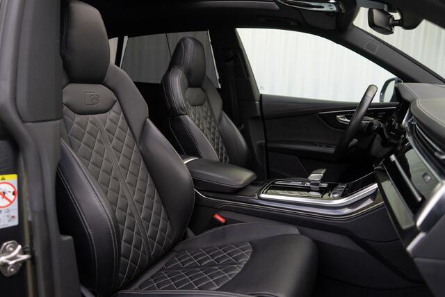 Audi Q8 60 TFSI e Competition 462PK ACC pano B&O Massage Matrix Softcl. Lucht. 360 Head up Memory Trekhaak