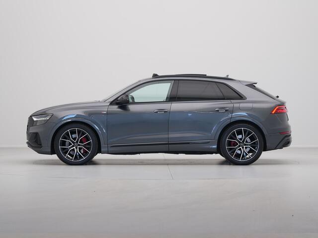 Audi Q8 60 TFSI e 460pk quattro Pro Line S-Line Competition Panorama Navigatie Acc Stoelverwarming B&O Luchtvering