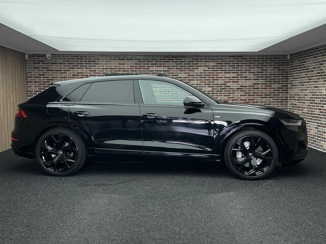 Audi Q8 55 TFSI e quattro Pro Line Plus Panorama Bang & Olufsen Head