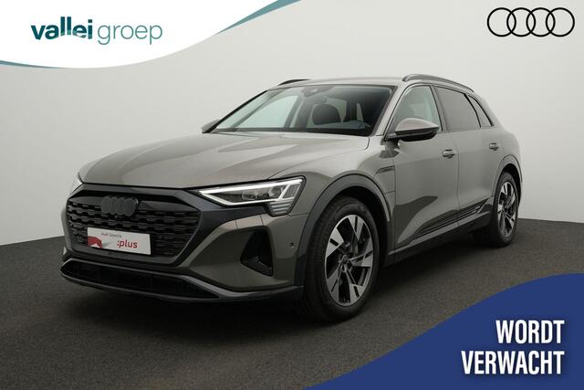 Audi Q8 e-tron 50 quattro Edition 95 kWh 340 pk | Luchtvering | Achteruitrijcamera | Navigatie | Stoelverwarming | Apple Carplay / Android Auto