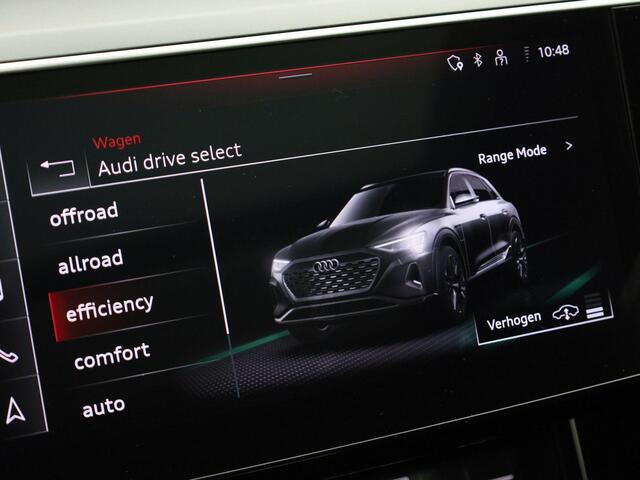 Audi Q8 e-tron 55 quattro Advanced Edition Plus 115 kWh · Panorama dak · Luchtvering · Leder ·