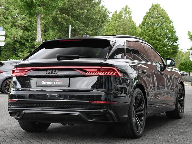Audi Q8 55TFSI 340PK V6 Quattro S-Line Black Optic Lucht Pano M-led Softclose Head-Up Nachtz 23-Inch