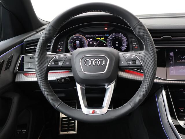 Audi Q8 60 TFSI e quattro Pro Line S Competition | 490 PK | SoH 100% | Panoramadak | Vierwielbesturing | Head-Up display | Trekhaak | 22" velgen | HD Matrix LED koplampen |