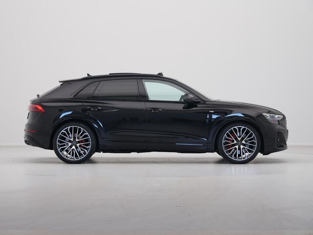 Audi Q8 60 TFSI e quattro Pro Line S S Line Competition Panoramadak Wegklapbare trekhaak 23'' Lichtmetalen velgen Vierwiel besturing 6
