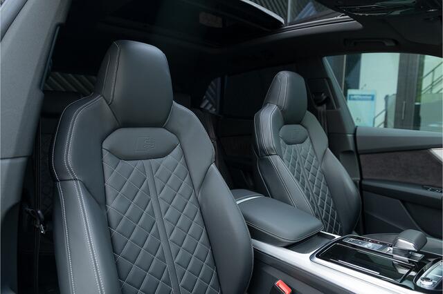 Audi Q8 55 TFSI quatto S-Line Panodak S-Stoelen Head-up Matrix B&O