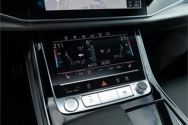 Audi Q8 55 TFSI quatto S-Line Panodak S-Stoelen Head-up Matrix B&O