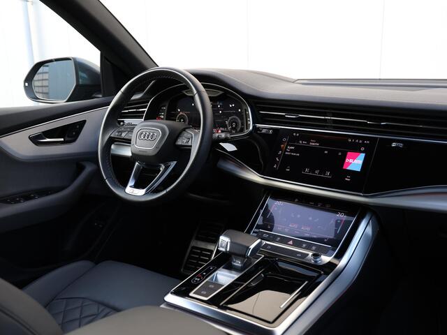 Audi Q8 55 TFSI e quattro Pro Line S 381 Pk | Matrix LED | Panoramadak | Luchtvering | Head up | Trekhaak | Camera | Parkeersensoren V+A | 23" Lichtmetalen velgen |