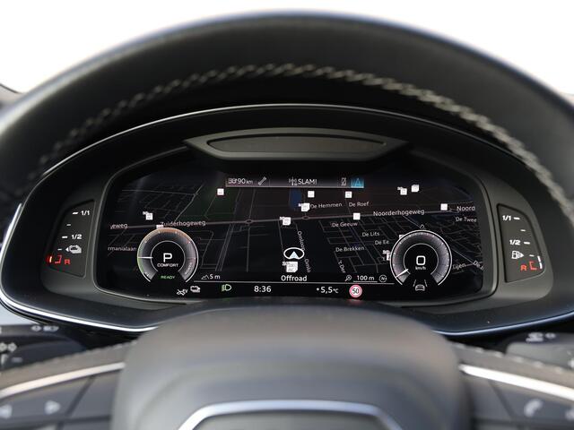 Audi Q8 55 TFSI e quattro Pro Line S 381 Pk | Matrix LED | Panoramadak | Luchtvering | Head up | Trekhaak | Camera | Parkeersensoren V+A | 23" Lichtmetalen velgen |