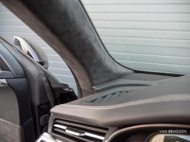 Audi Q8 55 TFSI e quattro S-Line Pano RS-Stoelen 23" Trekhaak HUD Coating
