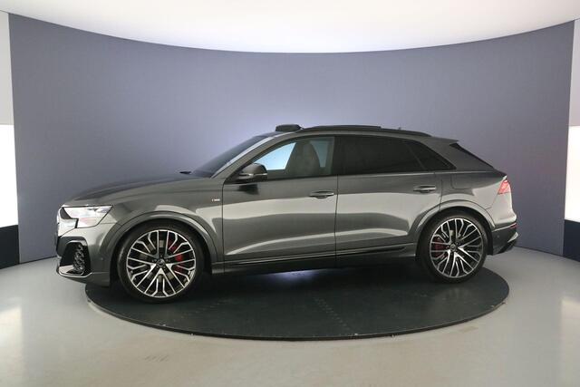 Audi Q8 55 TFSI e quattro Pro Line S | HD-Matrix | Pano | Headup | Oled | Achteras besturing | B&O | Memmory | Trekhaak |