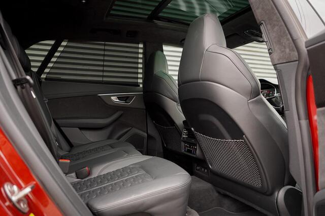 Audi Q8 4.0 TFSI RS Q8 quattro / Keramisch / Mat PPF / Pano / B&O / Massage