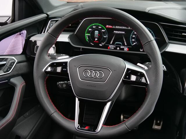 Audi Q8 e-tron 50 quattro 340pk S Edition 95 kWh 22 inch / RS-Stoelen / Apple Carplay