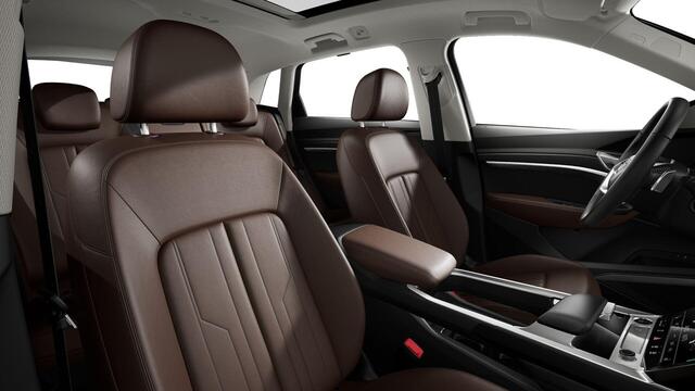 Audi Q8 e-tron 55 quattro Advanced Edition Plus 115 kWh 408pk | Panoramadak | Wegklapbare trekhaak | B&O Premium Sound | lederen bekleding | Head up Display