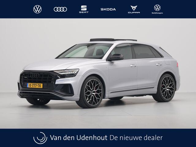 Audi Q8 55 TFSI e quattro S-Line Panorama Matrix Led Camera Luchtvering Stoelverwarming Navigatie Carplay
