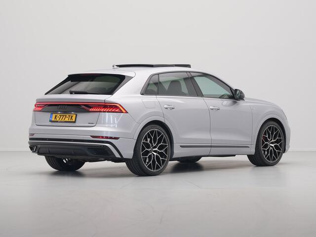 Audi Q8 55 TFSI e quattro S-Line Panorama Matrix Led Camera Luchtvering Stoelverwarming Navigatie Carplay
