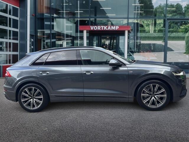 Audi Q8 55 TFSIe QUATTRO S-LINE 360-CAMERA/LEDER/MEMORY/BenO/NAVI/ACC
