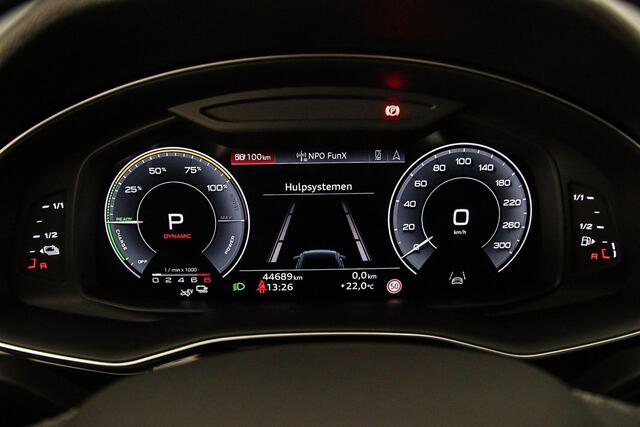 Audi Q8 60 TFSI e quattro Pro Line S Competition | Headup | Pano | Trekhaak | Carbon | B&O | Massage | City | Parking plus |