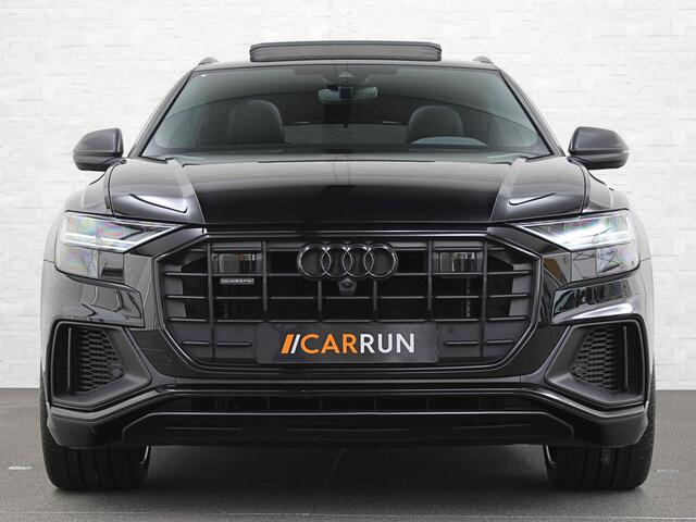 Audi Q8 55 TFSI e Competition S-Line | RS Leder | 360 Camera | ACC | Panorama | Luchtvering | Softclose | LED-Matrix | Trekhaak | Lane & Side Assist | Led Sfeerverlichting | Keyless-Entry | Black-Optic | Rijklaar incl. Bovag Garantie.