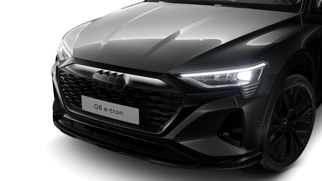 Audi Q8 e-tron 50 quattro 340 1AT Advanced edition Automaat | Glazen panoramadak | Velgen 5-arm-aero 9,5Jx21 | Optiekpakket zwart plus | Privacy glas (donker getint) | Sportstoelen voorin