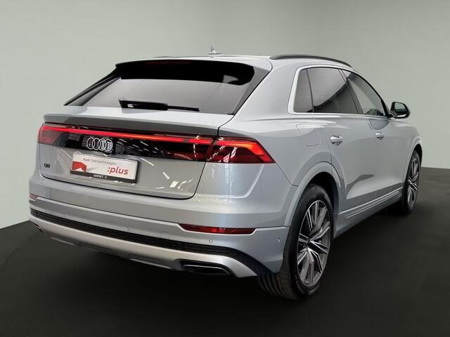 Audi Q8 55 TFSI e Quattro Pro S-LINE ** MATRIX, HALF-LEDER, VIRTUAL, ACC, B&O, HuD, LUCHTVERING ** 1e EIG - 5 jaar AUDI GAR - UNFALLFREI ** ** INFORMEER OOK NAAR ONZE AANTREKKELIJKE FINANCIAL-LEASE TARIEVEN **
