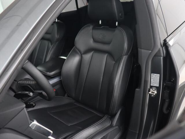 Audi Q8 50 TDI quattro Pro Line S | Panoramadak | Nappaleder | Head-Up | Adaptive cruise | Bang & Olufsen | Matrix LED | 360 Camera | Trekhaak | Stuurverwarming | Side Assist | Keyless | Memory Carplay | Soft-close