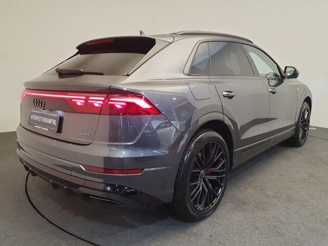 Audi Q8 55 TFSI e quattro Pro Line S Competition Panorama dak, 22", Luchtvering, B&O, Elektrische trekhaak