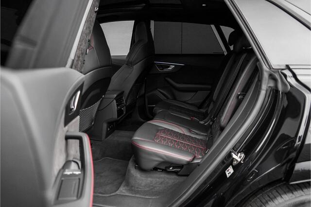 Audi Q8 4.0 TFSI RS Q8 Quattro Dynamic+ Keramisch Pano B&O Trekhaak Alcantara 23"