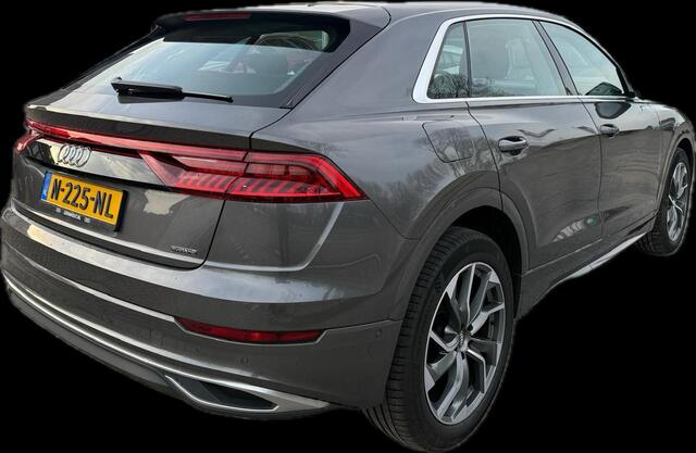 Audi Q8 55 TFSI e Quattro | Luchtvering | Trekhaak | B&O | Leer | 360 camera