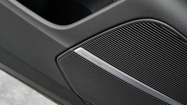 Audi Q8 60 TFSI e quattro Pro Line S Competition | Massage | B&O | Head-up | Soft-Close | HD Matrix | Stoelventilatie | Trekhaak
