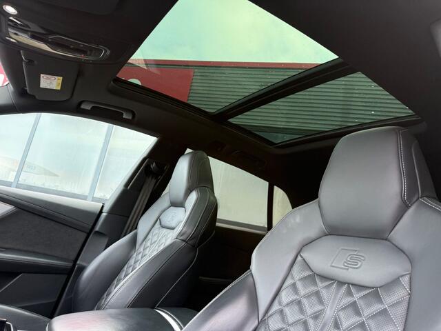 Audi Q8 55 TFSI e quattro Pro Line S-line Panoramadak Sound-systeem Bang & Olufsen S Sportstoelen plus Leder Valcona S-logo ruitpatrooon Stoelventilatie voor Stuurwielverwarming 23 Inch Head-up-display ACC