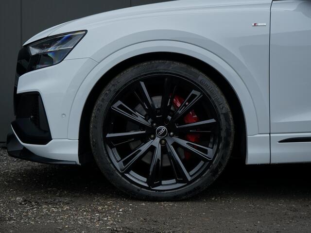 Audi Q8 55 TFSI e quattro Pro Line S Dealeronderh. / 23inch / Panoramadak / Matrix / RS stoelen / Trekhaak / B&O / Camera / Soft close