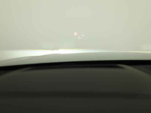 Audi Q8 60 TFSI e quattro Pro Line S Competition 490pk | Panoramadak | HUD | 4 wielbesturing | Stoel ventilatie en massage | Verlengde garantie | 23 inch Lichtmetalen velgen