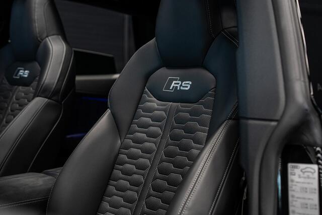 Audi Q8 4.0 TFSI RS Q8 quattro Performance *Achteras-besturing / Standkachel / Panorama / Bang & Olufsen / Stoelventilatie & massage / HUD*