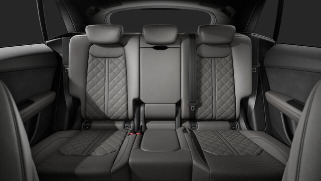 Audi Q8 55 TFSI e 394 Tiptronic Pro Line S Automaat | Vierwielbesturing | Sportstoelen plus voorin | Glazen panoramadak | Optiekpakket zwart plus | Privacy glas (donker getint) | Bang & Olufsen Premium 3D