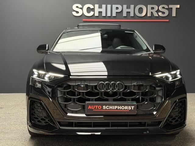 Audi Q8 Q8 55 Tfsi S-LINE Competiton 23 inch soft close RS zetels head-up trekhaak