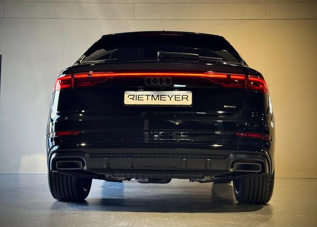 Audi Q8 55 TFSI e quattro Pro Line S |Pano |RS Zetels |Softcolse |Luchtvering |4 Wiel Best. |Elek Trekhaak |B&O