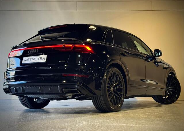 Audi Q8 55 TFSI e quattro Pro Line S |Pano |RS Zetels |Softcolse |Luchtvering |4 Wiel Best. |Elek Trekhaak |B&O