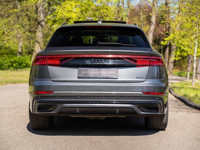 Audi Q8 60 TFSI e quattro tiptronic | Pano | Head-Up | RS zetels | Bang & Olufsen | Massage |