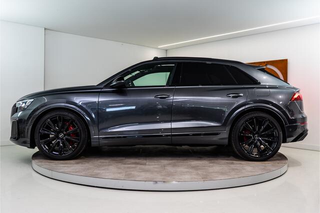 Audi Q8 60 TFSI E Quattro S-Edition Competition 490PK FACELIFT | Pano | B&O | Vierwielsturing | VOL! 4 JAAR FABRIEKSGARANTIE