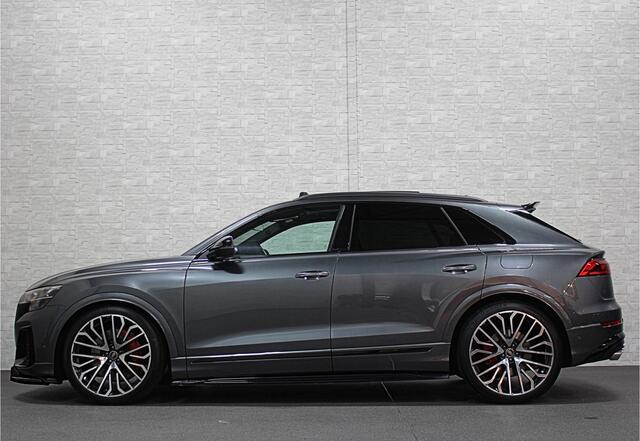 Audi Q8 60e 490pk Competition RS-Stoelen | 4WS Achteras Besturing | OLED | Laser | SQ8 Uitgevoerd | Massage | Ventilatie | Valcona Leder+ Pakket | B&O Sound | 23'' | Alcantara hemel | Head-Up | Soft-Close | Panodak | 2x Memory | Trekhaak | Keyless-Entry | Luchtve