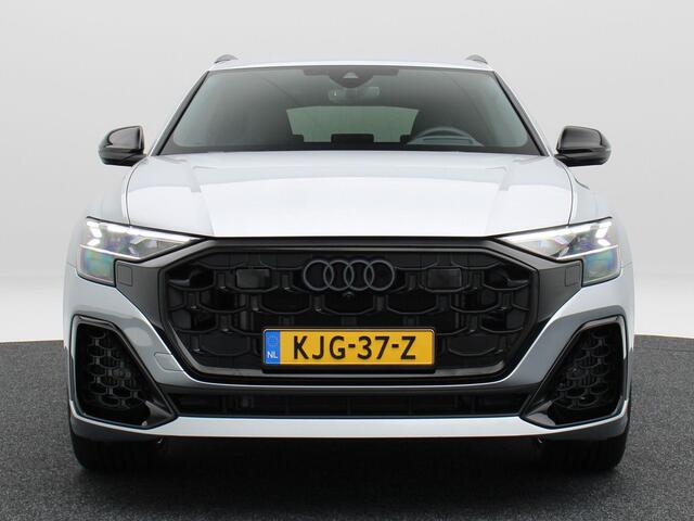 Audi Q8 60 TFSi e 490 Pk quattro S-Line Competition | Matrix Laser LED | Vierwielbesturing | B&O Audio | Valcona Leder | 22 Inch | Trekhaak | Head-Up | 20.328 Km!!