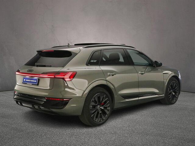 Audi Q8 e-tron 55 quattro S Edition 408PK 115 kWh | Pano | Head-up | Servo | Top-view | B& O | Alcantara | Privacy-Glas | Ambient-Lightning | Comfort-Sleutel | Digitale-Matrix |