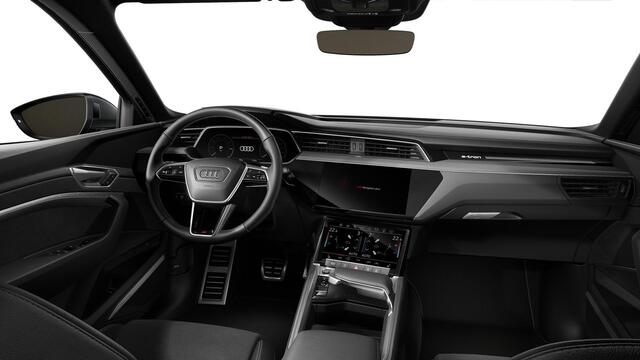 Audi Q8 e-tron 55 quattro S Edition 115 kWh Trekhaak - Panoramadak - Adaptieve Cruise Control - B&O - Stoelverwarming vóór - Sportstoelen - Uitgebreide interieurvoorverwarming - Parkeerassistent -