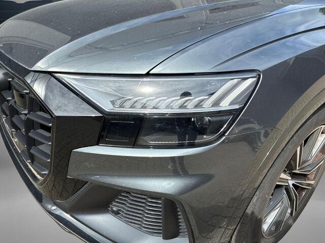 Audi Q8 55 TFSIe 381pk Tiptronic Quattro Pro Line S · Panoramadak · 360 Camera · Wegklapbare Trekhaak · Apple/Android Car Play · Luchtvering · 21'' Inch ·